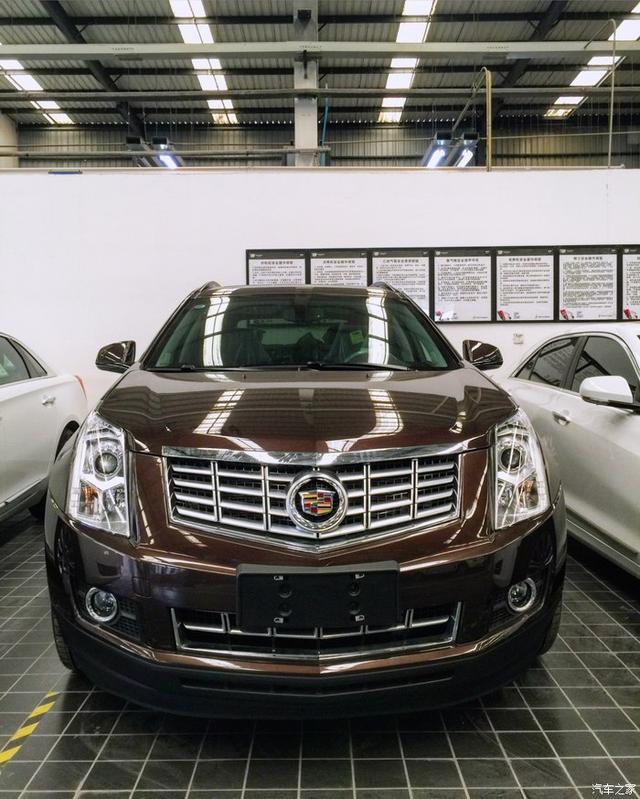 凯迪拉克srx优点和缺点(霸气又安全空间也大)(1)