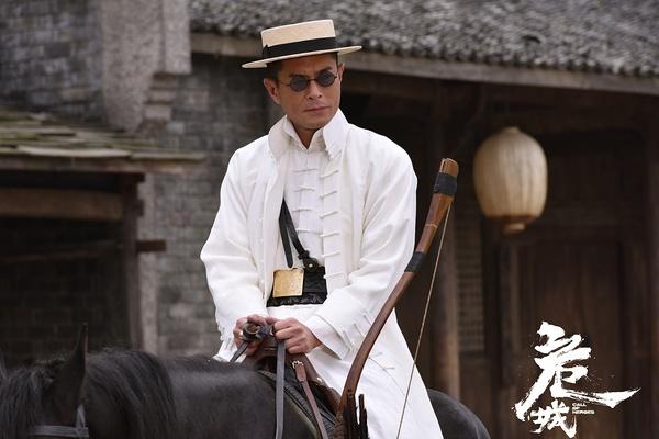 危城坏到极致（危城侠义从未过时）(2)