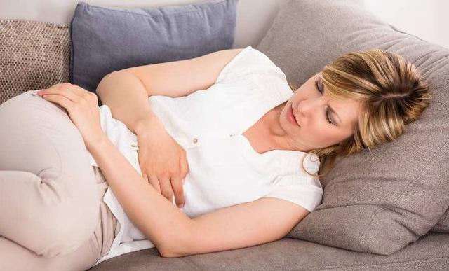 小腹疼痛常见原因(小腹总是传来疼痛)(2)