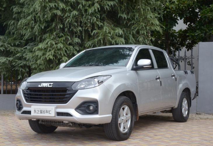 新款江铃宝典皮卡四驱(国内皮卡界的街车)