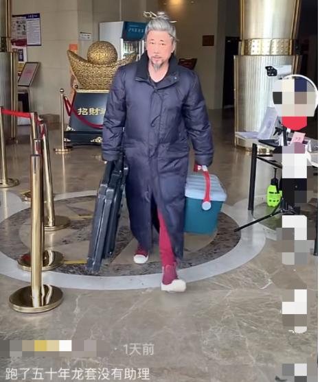 高圆圆现身珠港澳车展(高圆圆参加某车展代言)(7)