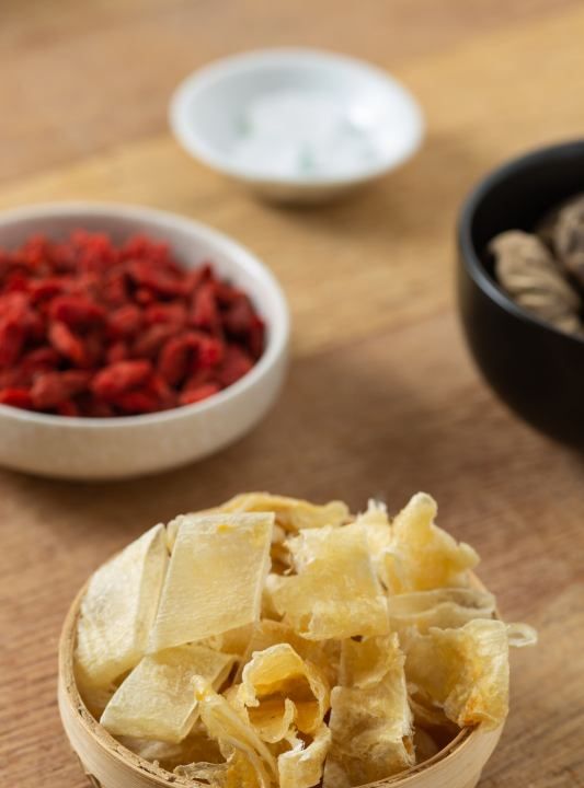 花胶怎样煲汤,花胶煲鸡汤要放什么配料图16