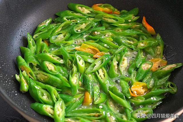 香辣炒鸡胗的做法(口感脆嫩又易熟)(8)