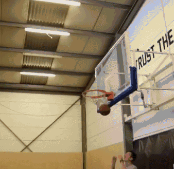 篮球教学之最基本的投篮动作(篮球教学几个简单练习)(8)