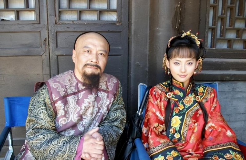 李佳航和海陆的电视剧（海陆凭什么能打败张嘉倪）