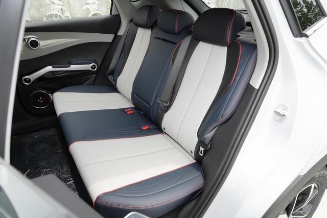 家用轿车就看这5款不会错(日常家用车推荐选这款)(6)