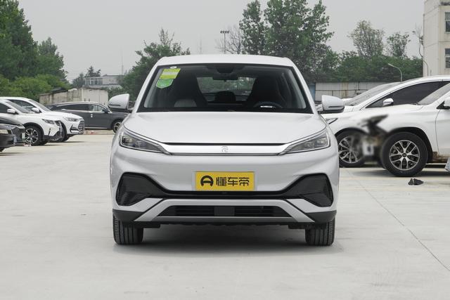 家用轿车就看这5款不会错(日常家用车推荐选这款)(1)