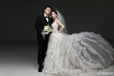 ​喜剧大赛2演员酷酷的滕宣布结婚 晒婚纱照唯美温馨