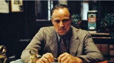 ​二战期间这位黑道老大因为一件事而威名远播，受到英美盟军好评