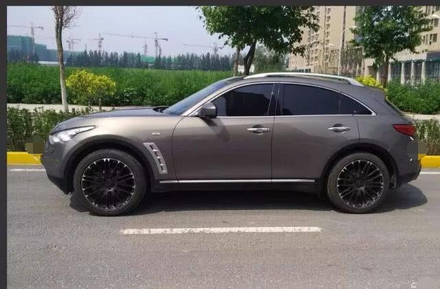 英菲尼迪fx越野性能(英菲尼迪FX新车价85万)(2)