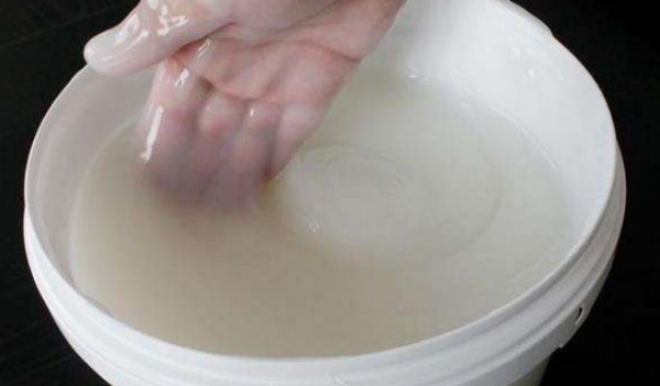 糯米胶有甲醛,糯米胶贴壁布结实吗图1