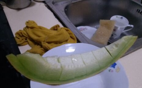 怎么切哈密瓜,哈密瓜的简单切法图5