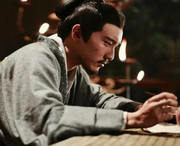 ​郭嘉作为三国第一谋士 同时期的谋士都比不上他吗