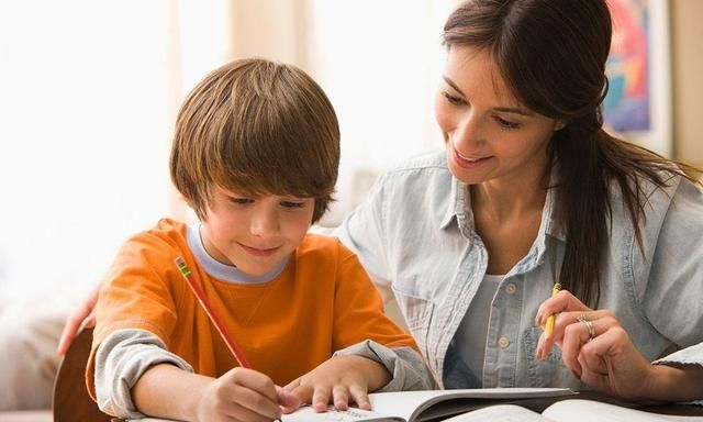 一句话介绍自己,别人给介绍一个对象,没见过面,对方要先聊聊,我不知道聊什么,跪求大神支招能聊些什么?图7