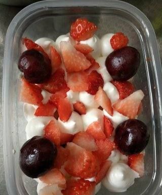 草莓蛋糕怎么做,草莓蛋糕好吃的做法是什么意思图18