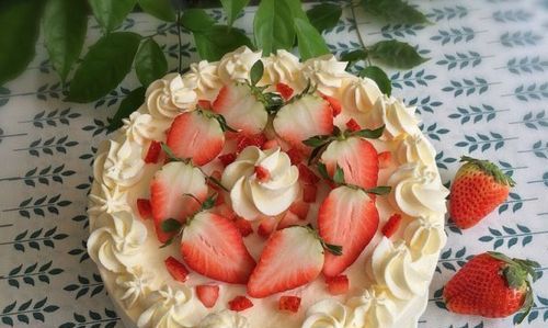 怎样做草莓慕斯蛋糕