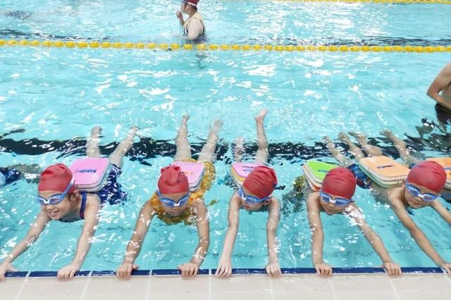 怎样学游泳,怎样才能学会游泳?图17