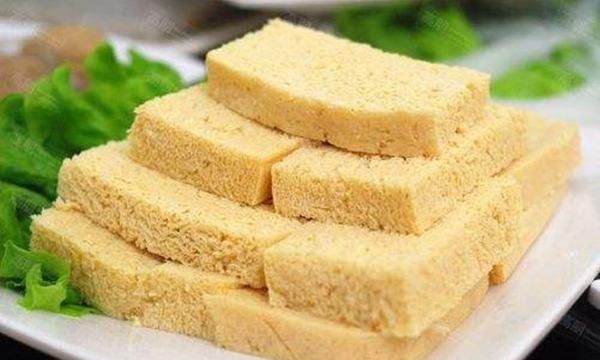 豆腐直接放冰箱能成冻豆腐么,豆腐可以放冰箱冷冻保存吗图10