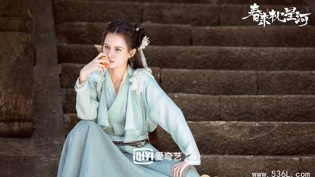 《春来枕星河》剧情介绍已经开播 罗正黄日莹吻戏cp感吸睛