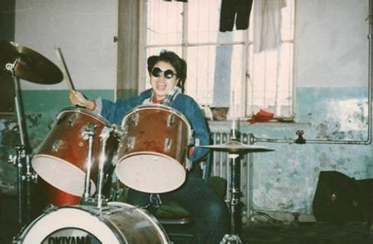 韩红个人资料简介祖籍:来看看韩红年轻瘦的照片