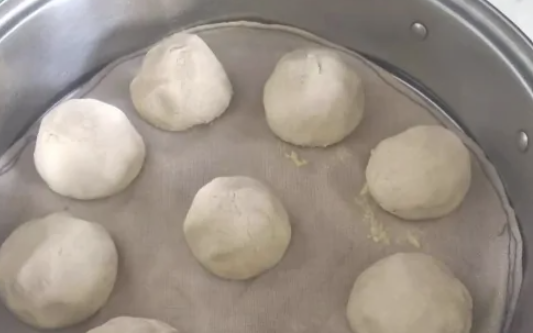 窝窝头怎么做,窝窝头的做法视频 窝窝头的做法图3