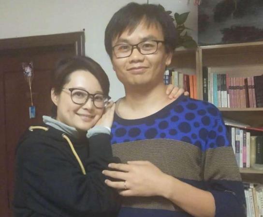 袁立丈夫是谁，袁立年龄多大