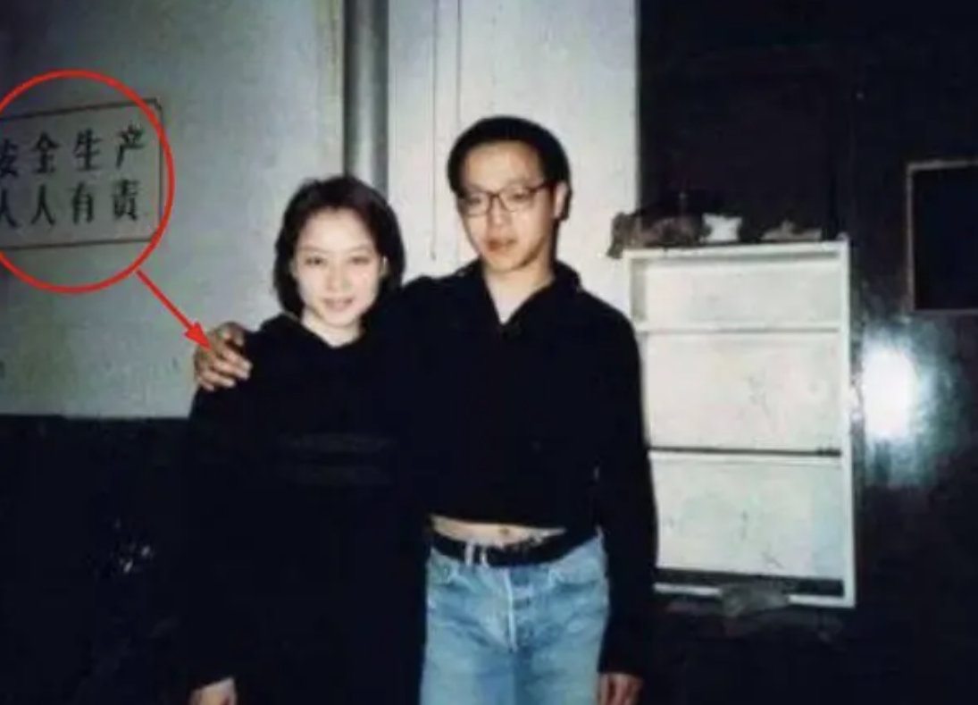 周迅王菲是什么关系 ,串起了半个娱乐圈的“风流往事”