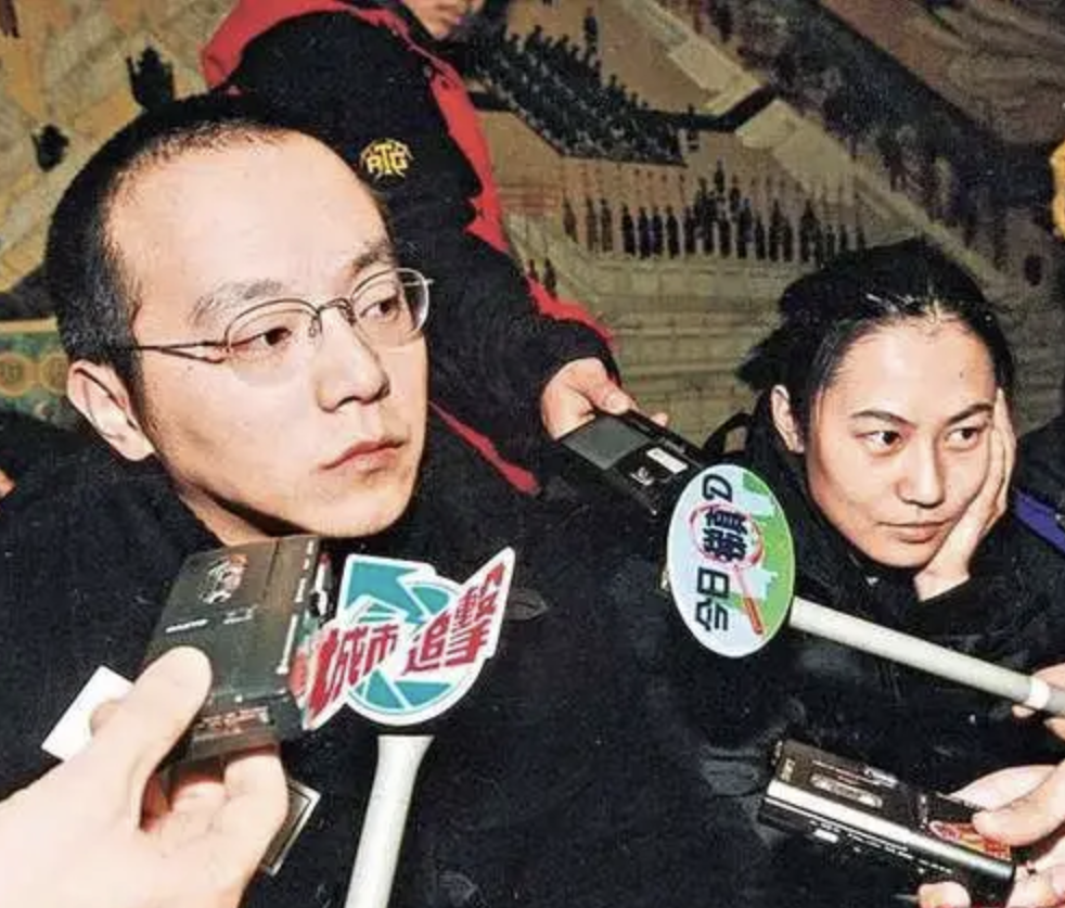 周迅王菲是什么关系 ,串起了半个娱乐圈的“风流往事”