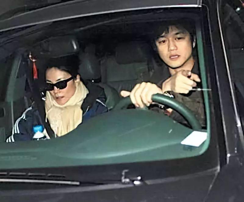 周迅王菲是什么关系 ,串起了半个娱乐圈的“风流往事”