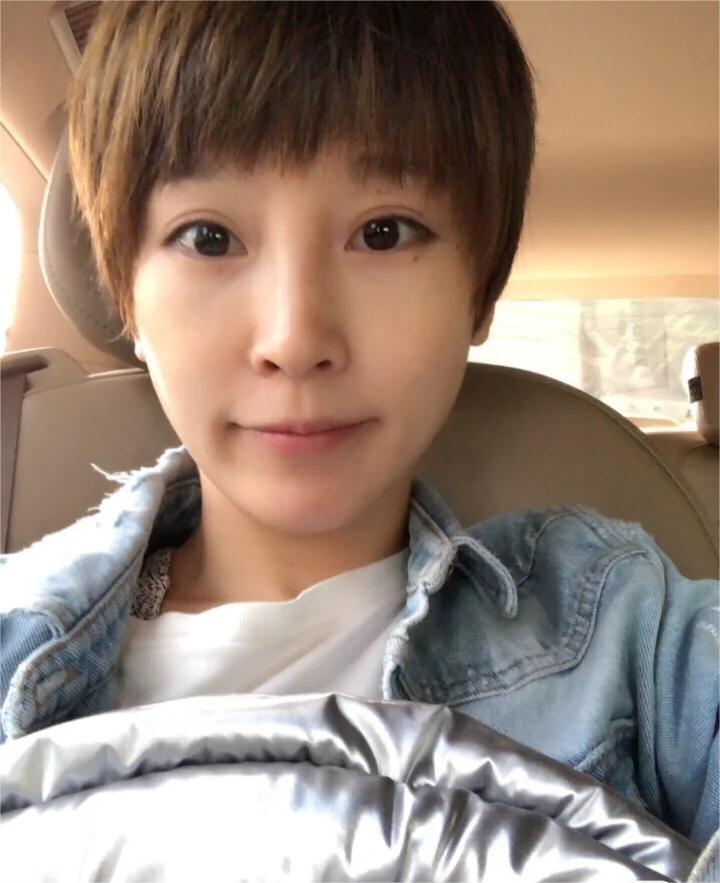 谢楠称嫁给大自己9岁的老公吴京，是这辈子最正确的决定