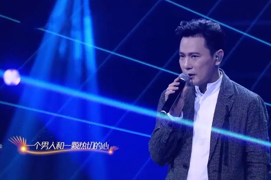 一生只谈过一次恋爱的张信哲，因为她至今未婚，出道35年无绯闻