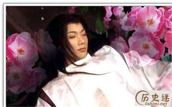 电影《阴阳师》中安倍晴明剧照