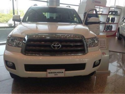 ​红杉多少钱2023款，丰田v8红杉多少钱