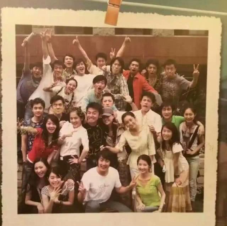 孙艺洲的老婆是谁(孙艺洲结婚近10年,妻子曾客串过《爱情公寓》)