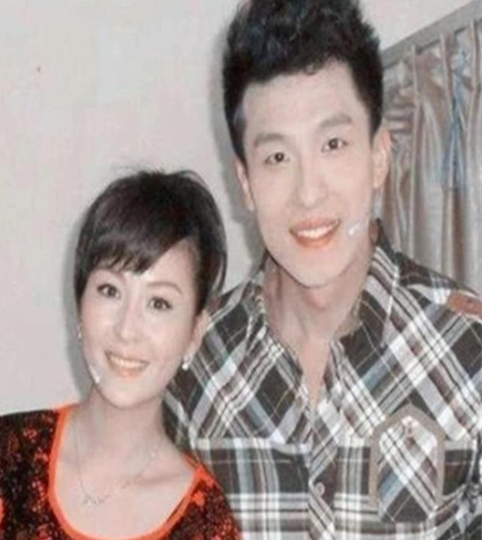 孙艺洲的老婆是谁(孙艺洲结婚近10年,妻子曾客串过《爱情公寓》)