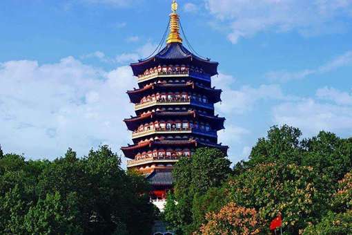 雷峰塔是谁修建的?和白蛇有关系吗? 雷峰塔是谁修建的?和白蛇有关系吗?