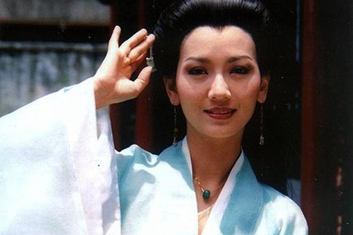 雷峰塔是谁修建的?和白蛇有关系吗? 雷峰塔是谁修建的?和白蛇有关系吗?