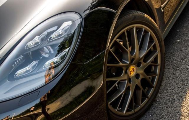 最美日耳曼战车,5.2S破百330马力配四驱3.0T声浪太猛(1)外观篇-