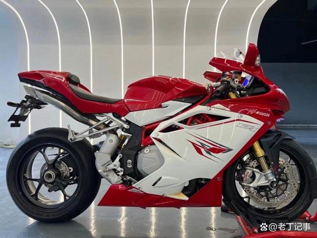 十大极速摩托车排名,随便一辆轻松秒掉跑车,速度超出想象-