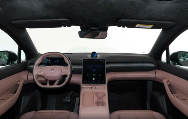 新一代蔚来EC6上市,售28.8万元起,比以往更协调更运动-