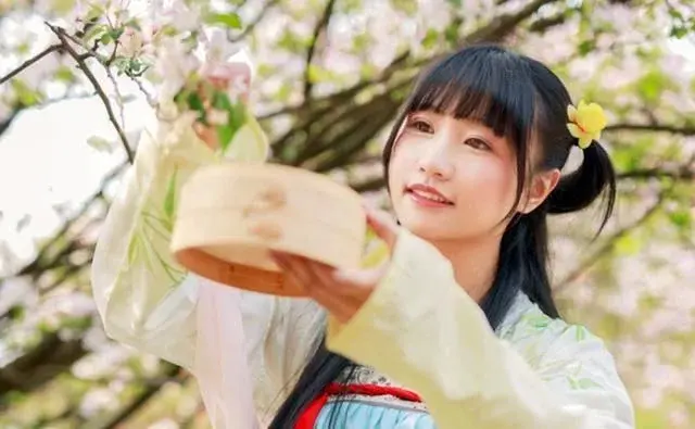 最喜欢射手座的星座男(12星座谁最迷恋射手座)