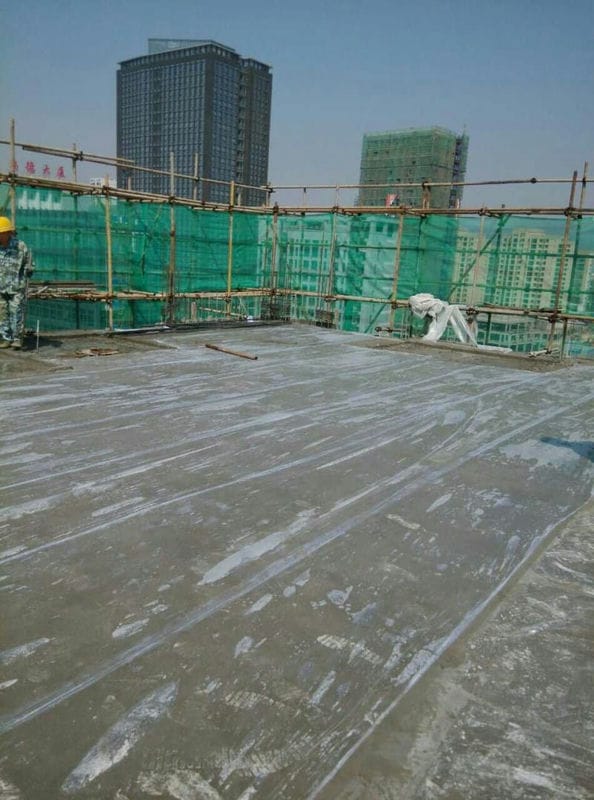 混凝土浇水养护多久一次(混凝土多久浇水养护)