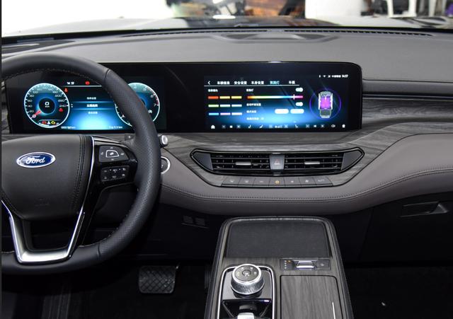 新款福特领裕6座SUV,做你的家庭避风港,懂你的内心所想-