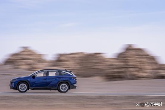 敢去穿越罗布泊的城市SUV 北京现代第五代途胜L泰稳辣-