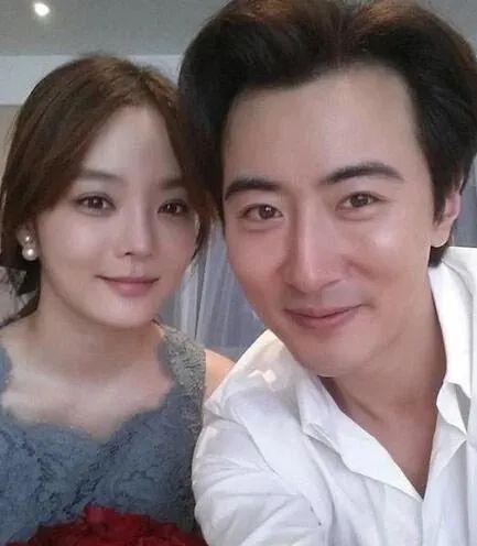 高梓淇蔡琳离婚 ,结婚6年女方独自带娃,年前已有离婚预兆