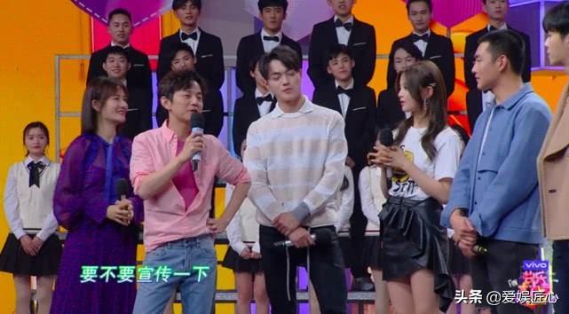 何炅彭昱畅官宣《向往3》开录,被问想邀请谁去,彭昱畅回答满分