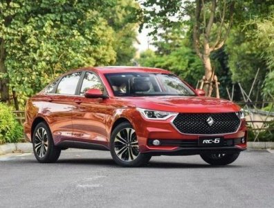 ​通过性比SUV还强！这5款轿车离地间隙贼高，跑烂路再不怕托底