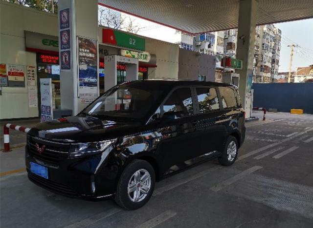 八万多的五菱揽胜提车报告,有颜值有空间还要什么比亚迪宋MAX?-