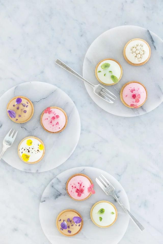 70款创意蛋糕设计(这40款简约风蛋糕)(26)