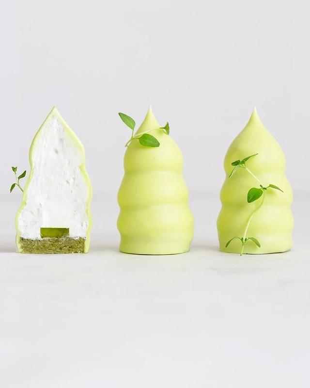 70款创意蛋糕设计(这40款简约风蛋糕)(38)